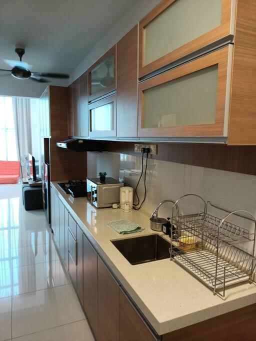 Duplex Condo@Maritime 8 Джорджтаун Экстерьер фото